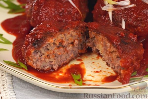 Мясные тефтели в томатно-апельсиновом соусе