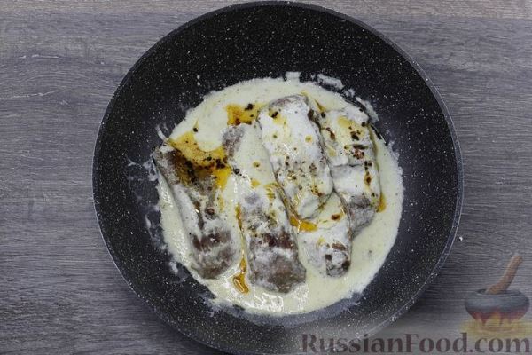 Свиной язык со сливочным соусом и хреном